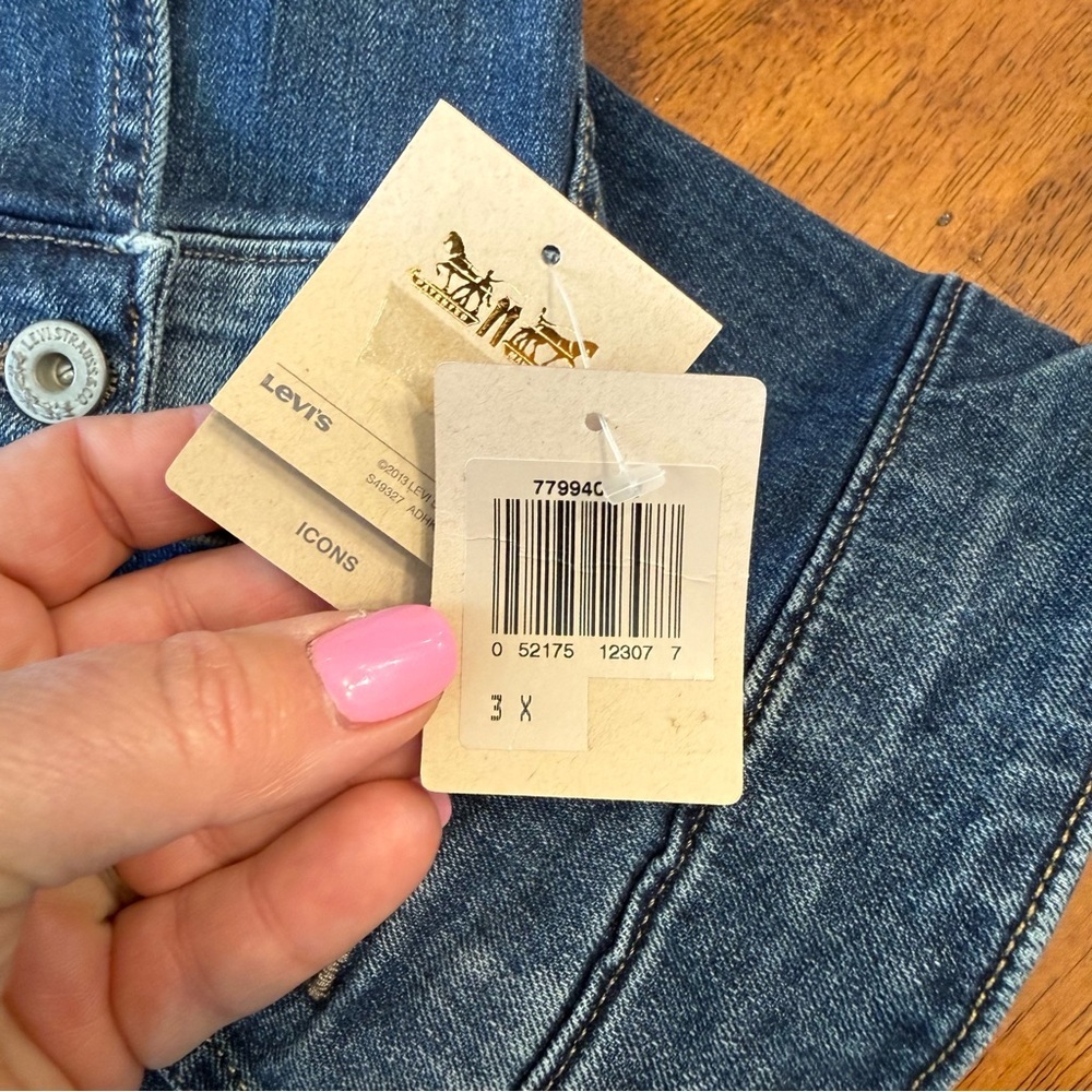 NWT Levi’s Classic Blue Denim Trucker Jacket size 3X button essential stretch - Picture 3 of 14